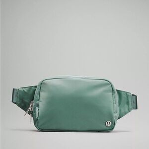 NWT Lululemon Everywhere Large/big Belt Bag 2L Tidewater Teal (limited edition)